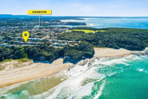 Waterfront and direct beach access with views Ulladulla